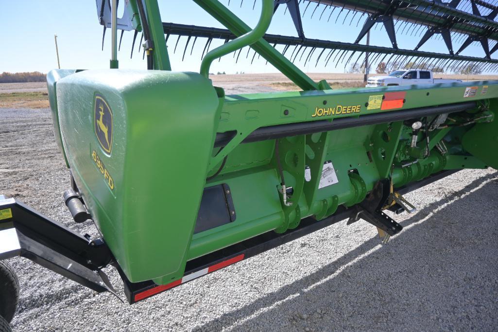 2013 John Deere 635FD 35' flex draper head