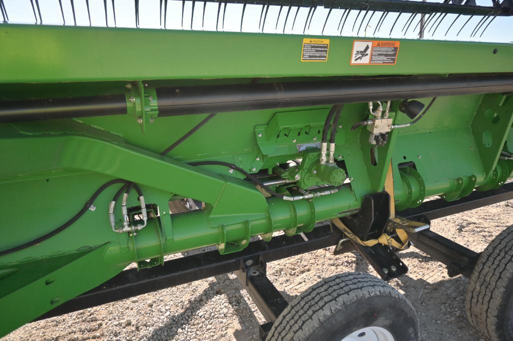 2013 John Deere 635FD 35' flex draper head