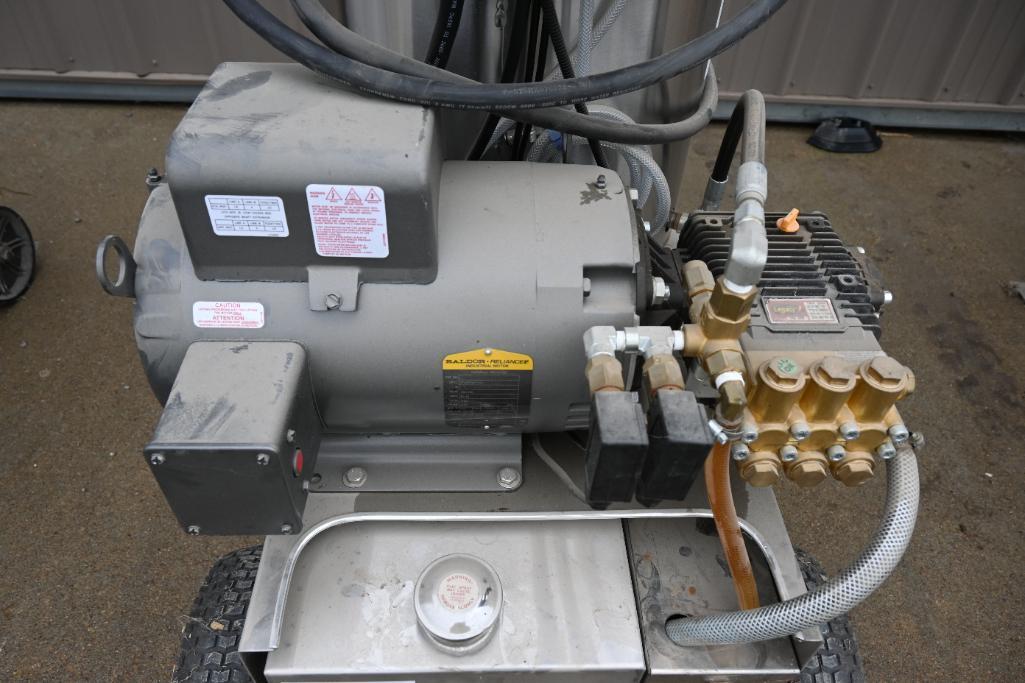 Hydro HC4300L hot water pressure washer