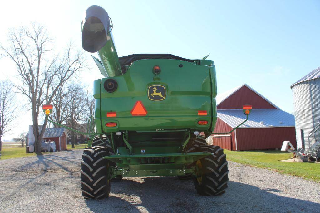 2018 John Deere S760 2wd combine