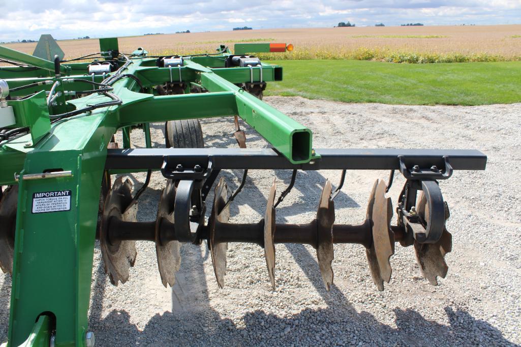 2013 John Deere 2720 7-shank disc ripper