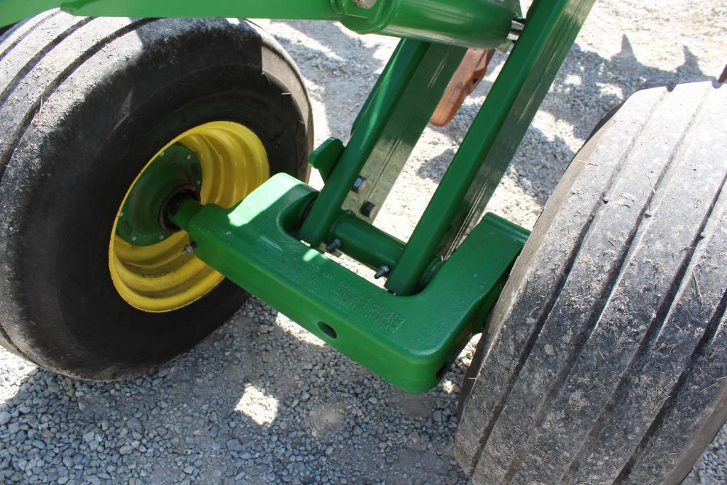 2013 John Deere 2720 7-shank disc ripper