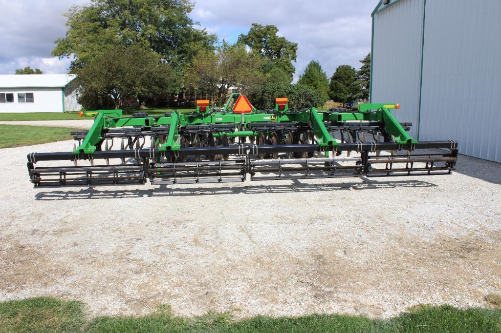 2013 John Deere 2720 7-shank disc ripper