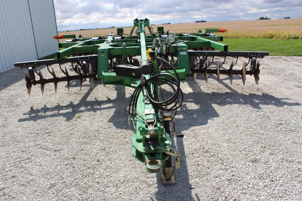 2013 John Deere 2720 7-shank disc ripper