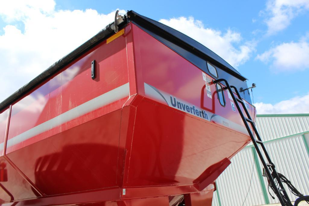 Unverferth 8250 grain cart