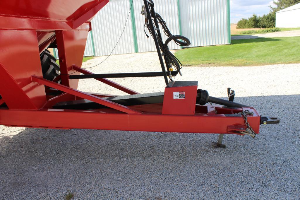 Unverferth 8250 grain cart