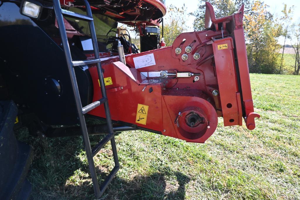 2018 Case-IH 6140 2wd combine