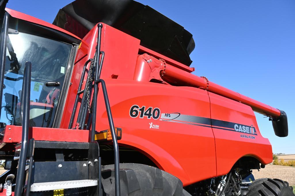 2018 Case-IH 6140 2wd combine