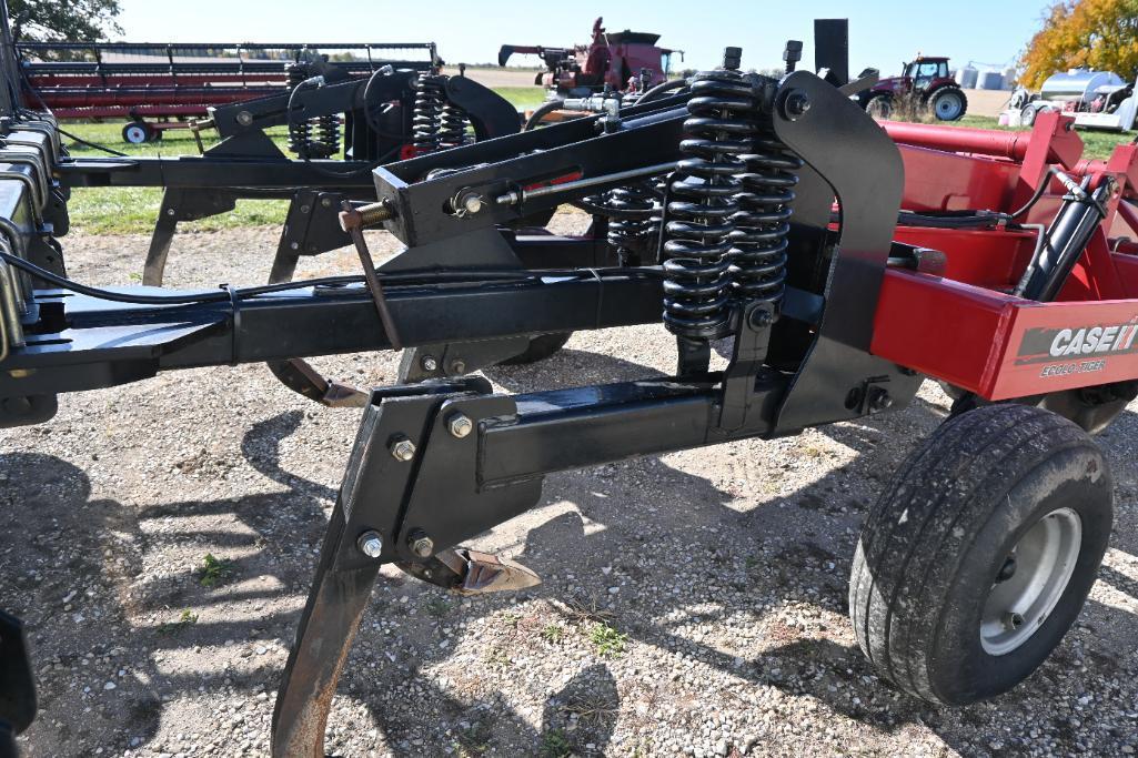 2011 Case-IH 527B 5-shank disk ripper