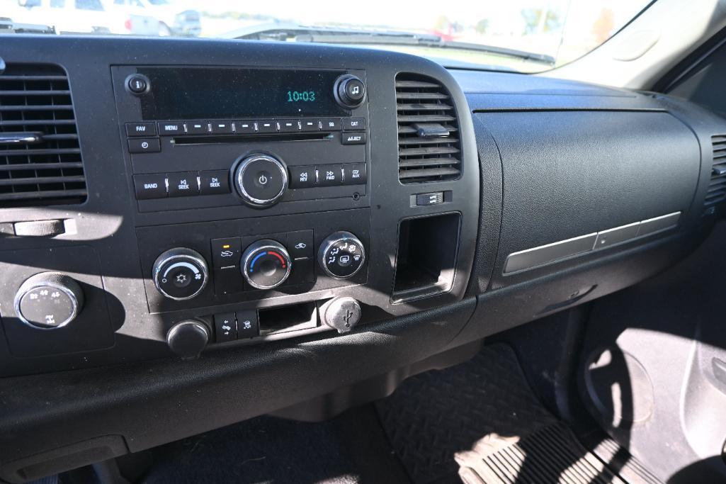 2011 Chevrolet 2500 HD 4wd pickup