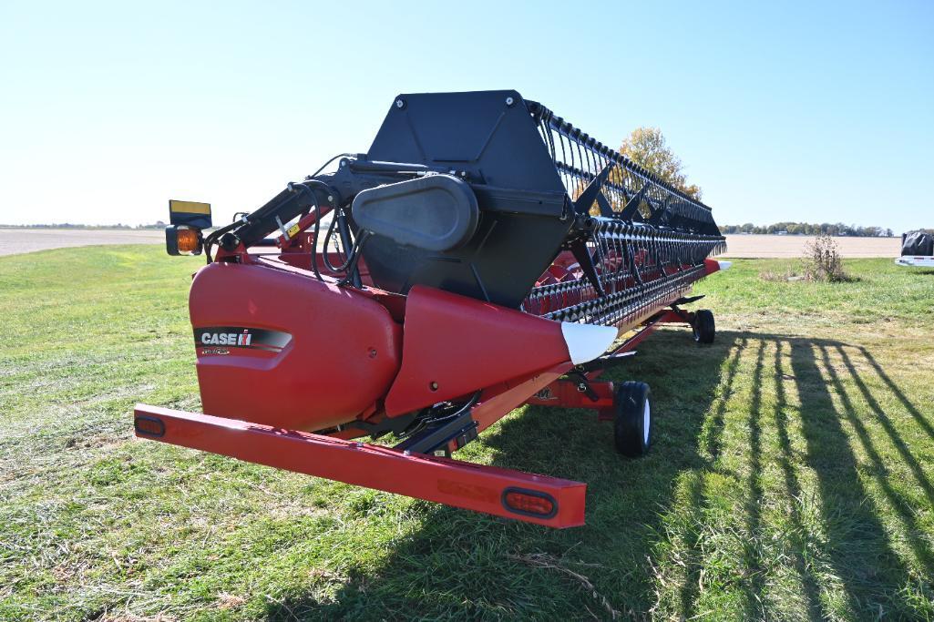 2016 Case-IH 3020 TerraFlex 30' platform