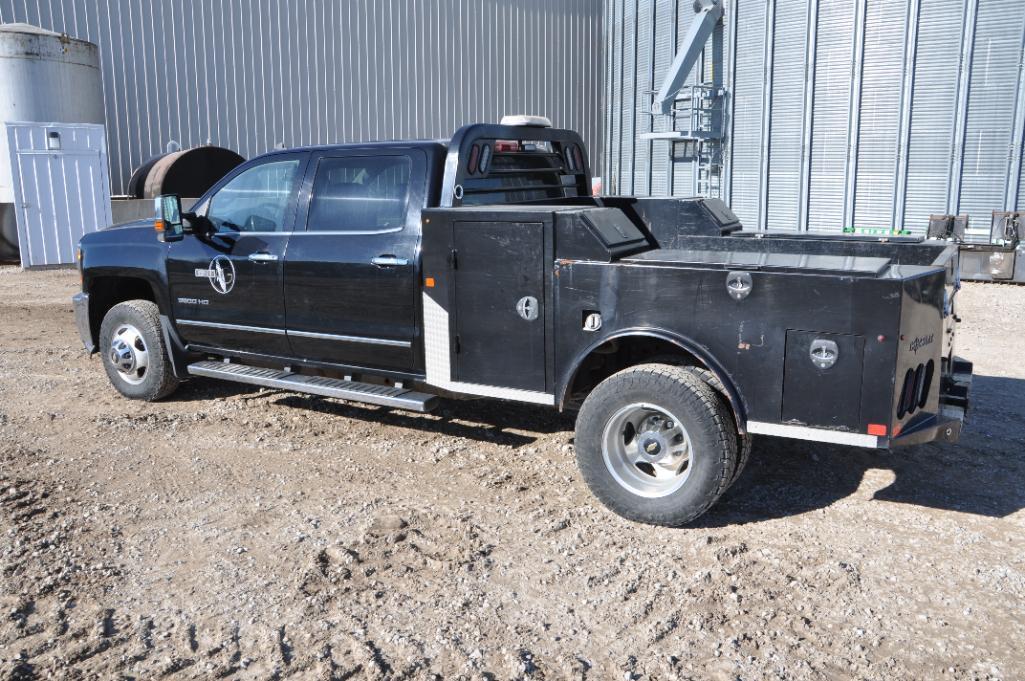 2015 Chevrolet 3500HD 4wd dually pickup