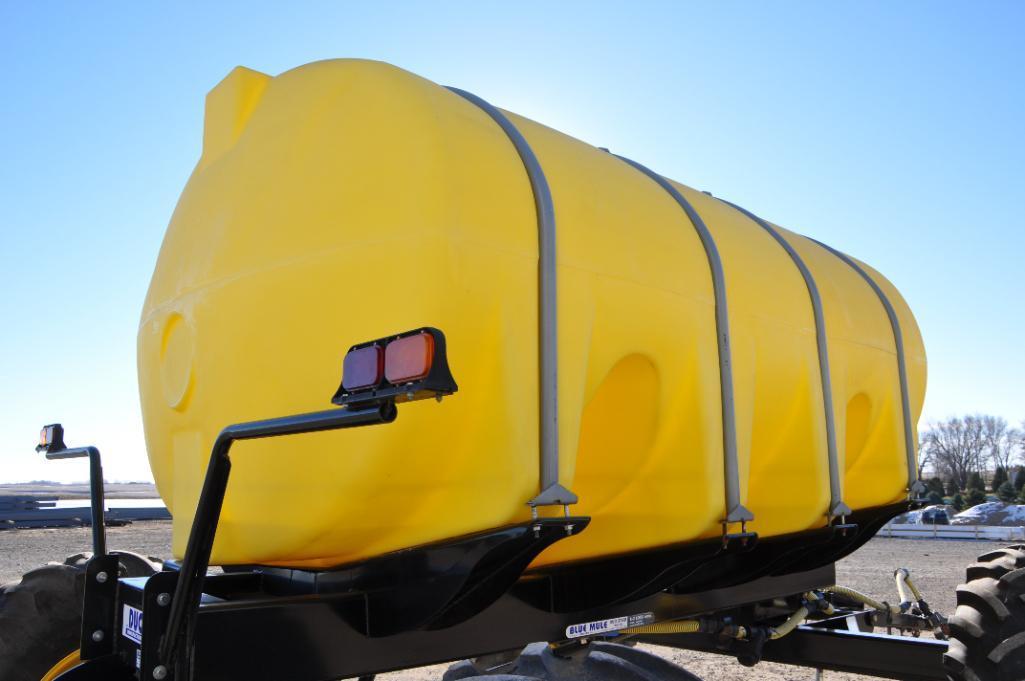 Duo-Lift DS2600 4-wheel steer liquid fertilizer trailer