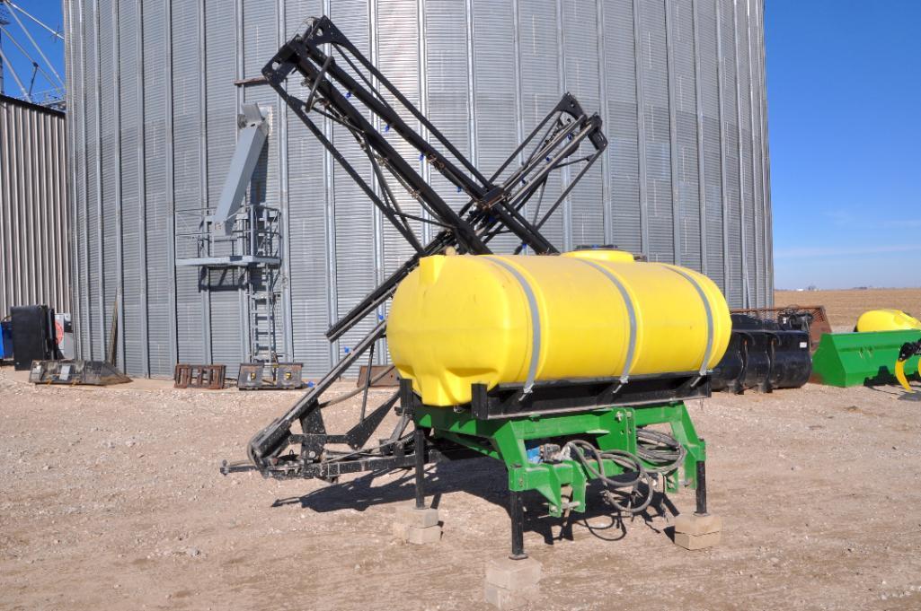 500 gal. 3-pt. sprayer