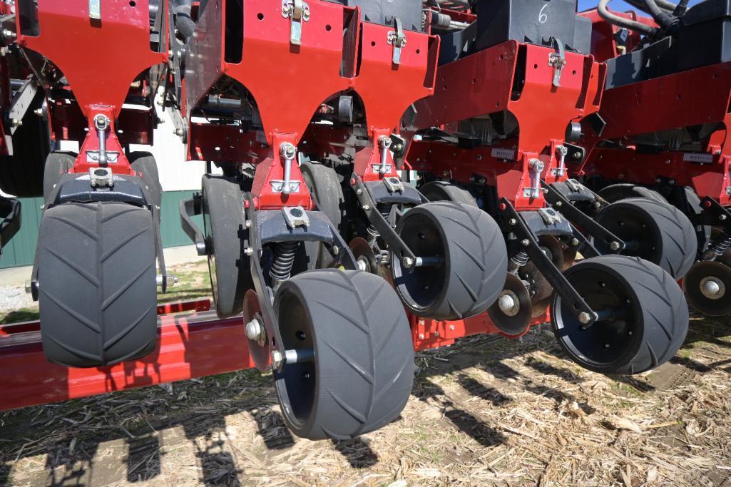 2014 Case-IH 1245 Early Riser 16/31 planter