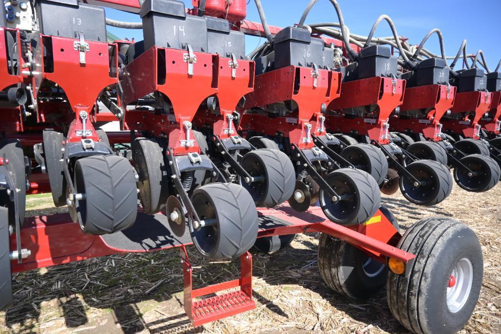 2014 Case-IH 1245 Early Riser 16/31 planter