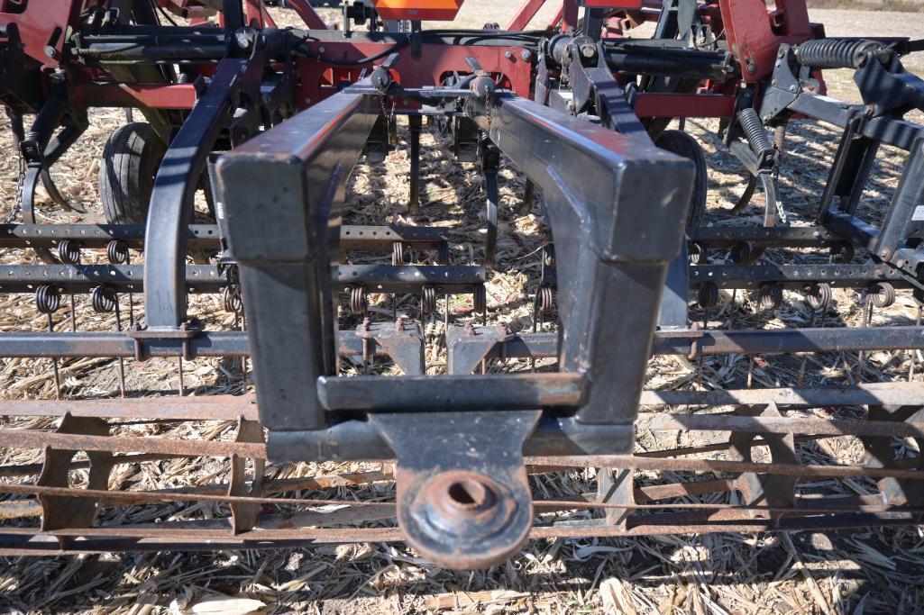 Case-IH Tiger-Mate II 30' field cultivator