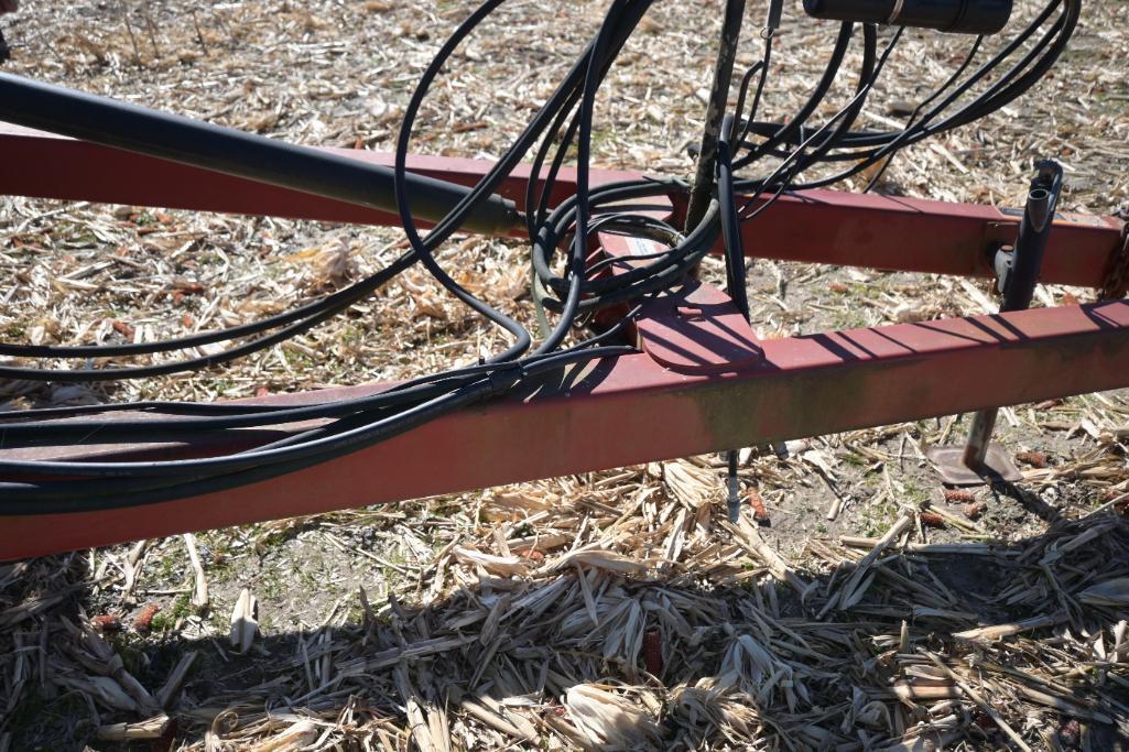 Case-IH Tiger-Mate II 30' field cultivator