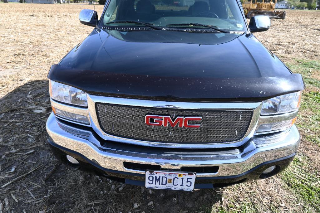 2006 GMC Sierra ZZ1 4wd pickup