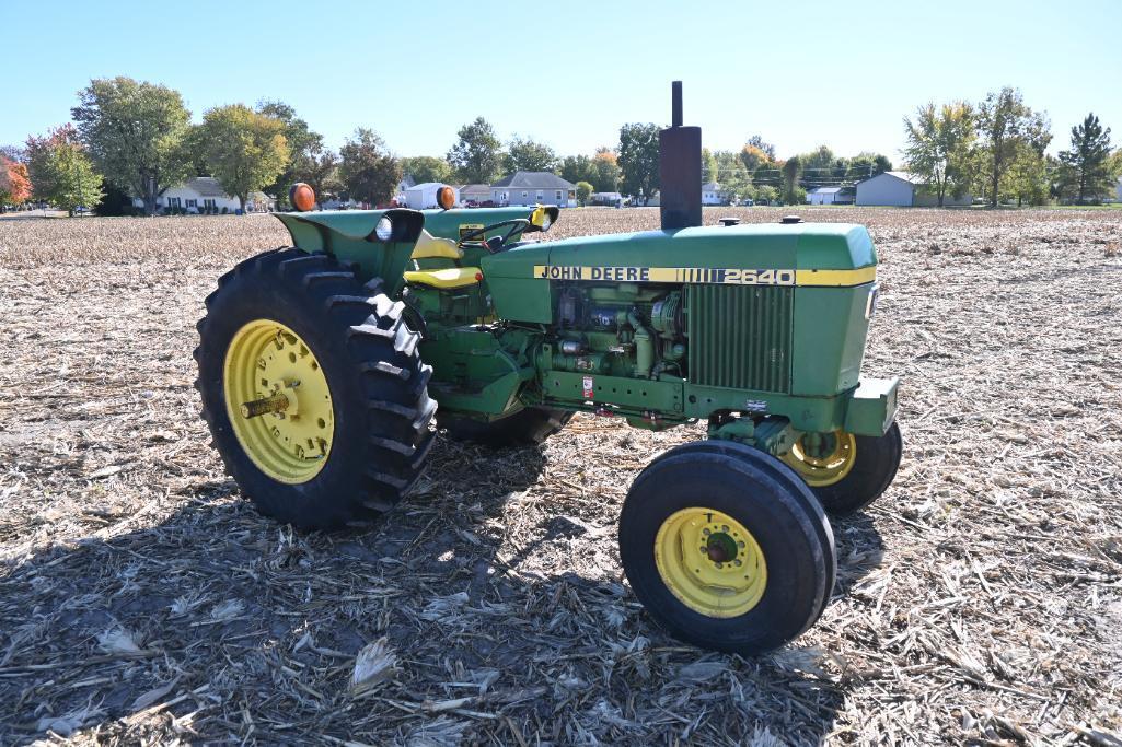 1979 John Deere 2640 2wd tractor