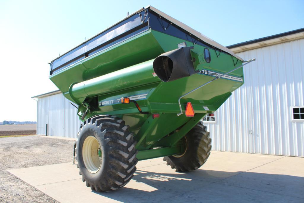 Brent 776 grain cart