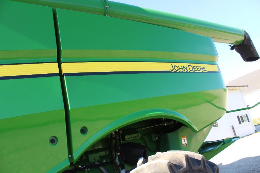 2015 John Deere S660 4wd combine