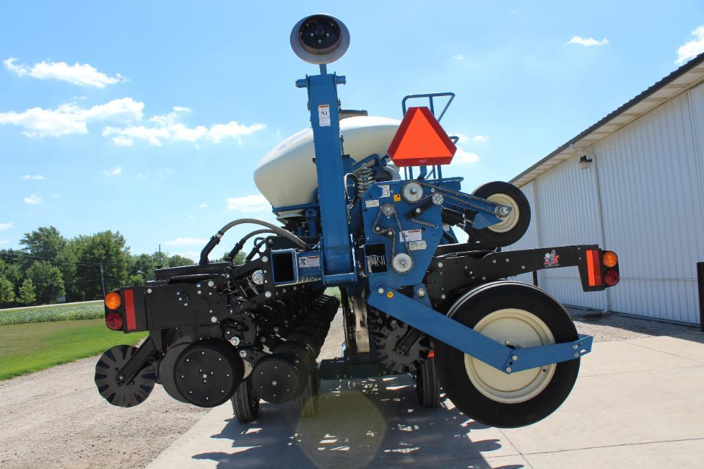 Kinze 3600 12/24 planter