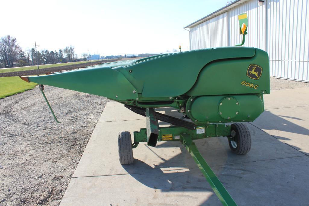 2013 John Deere 608C 8 row 30" corn head