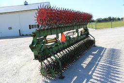 John Deere 400 30' 3-pt. rotary hoe