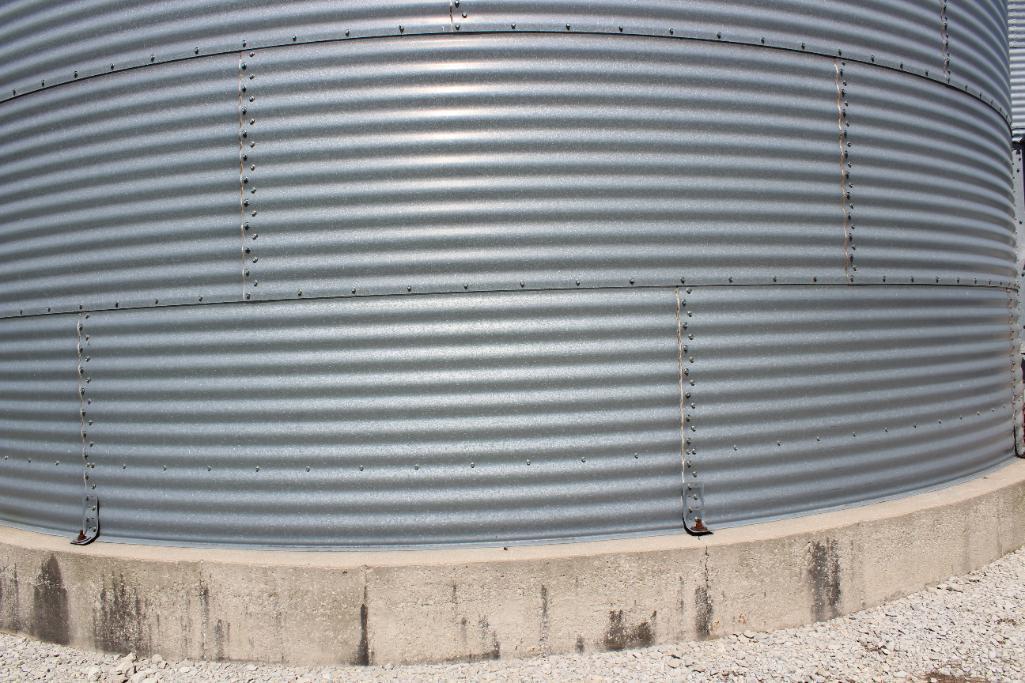 Brock 7-ring 30' grain bin