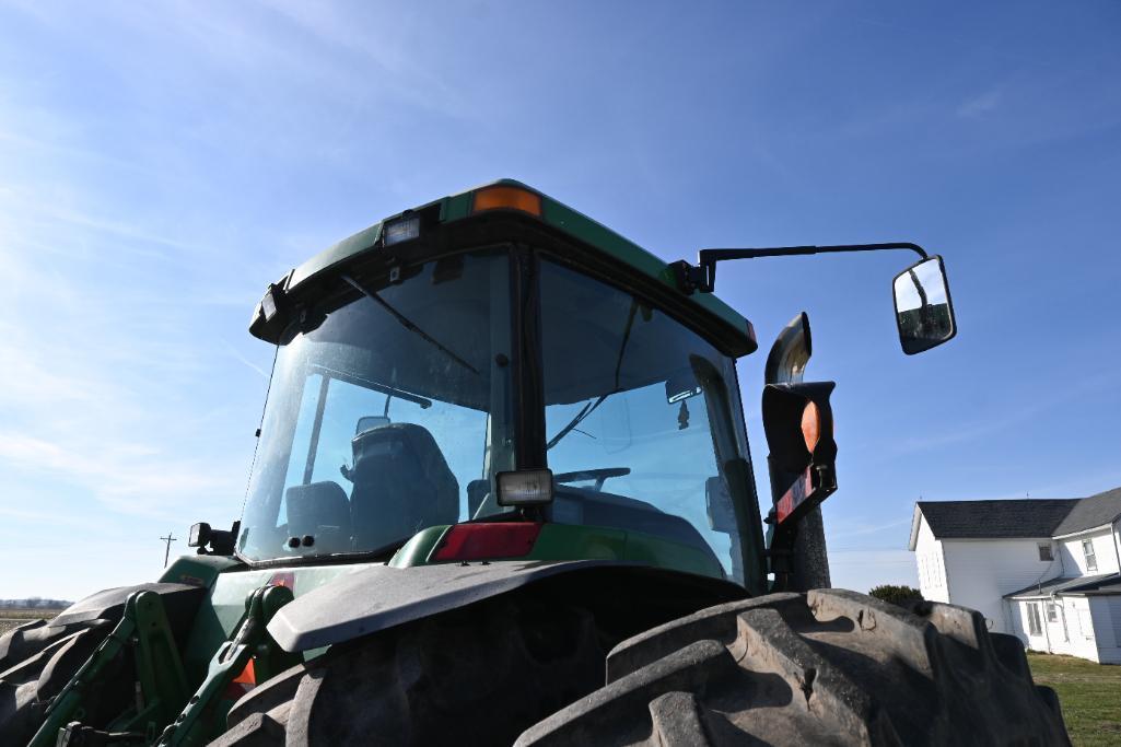 2000 John Deere 8410 MFWD tractor