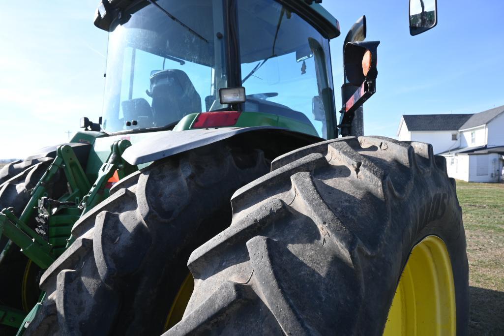 2000 John Deere 8410 MFWD tractor