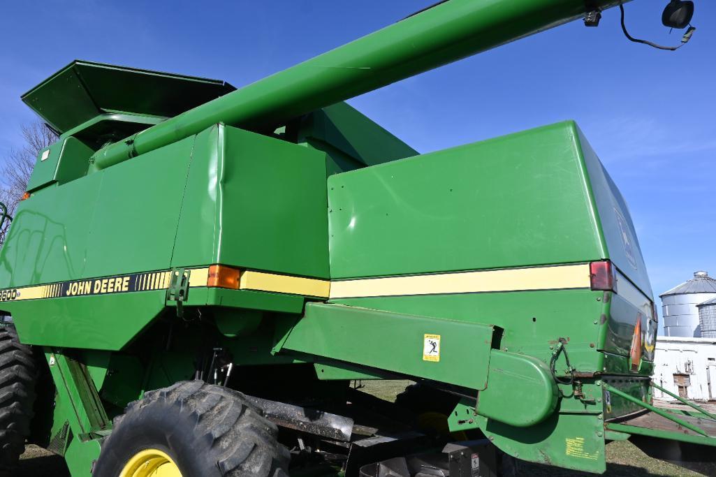 1996 John Deere 9600 4wd combine