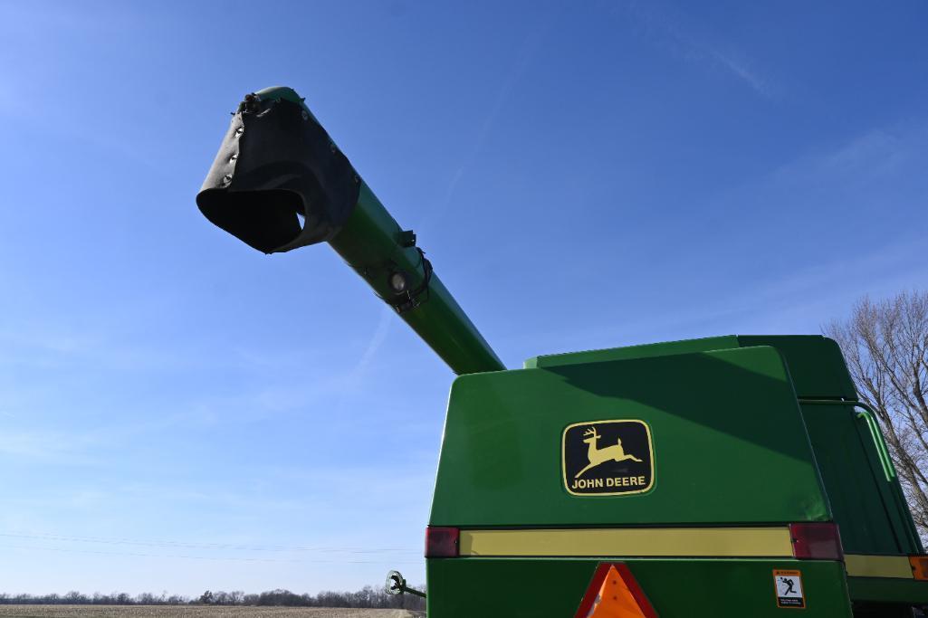 1996 John Deere 9600 4wd combine