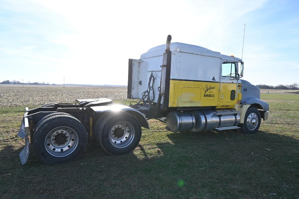 1997 International 9400 sleeper truck