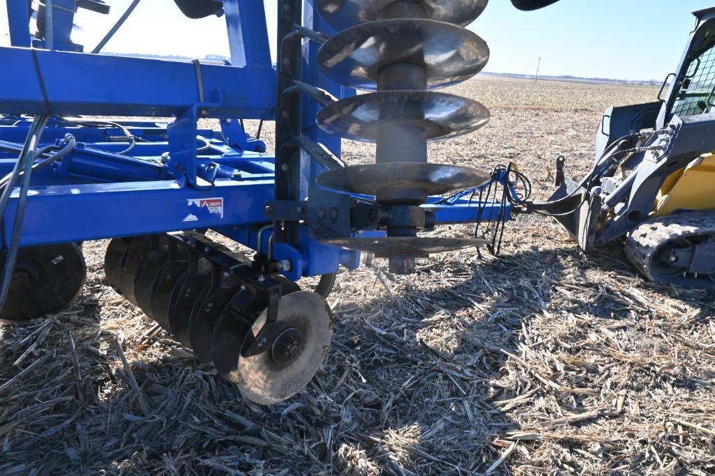 Landoll 7431 23' vertical tillage tool