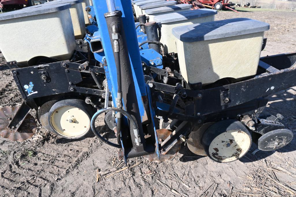 1991 Kinze 2000 8/15 planter