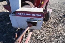 International 1150 grinder mixer