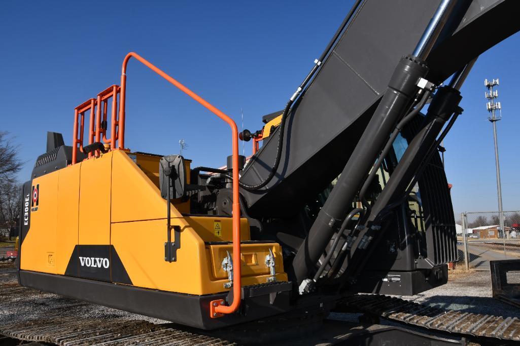 2021 Volvo EC300EL excavator