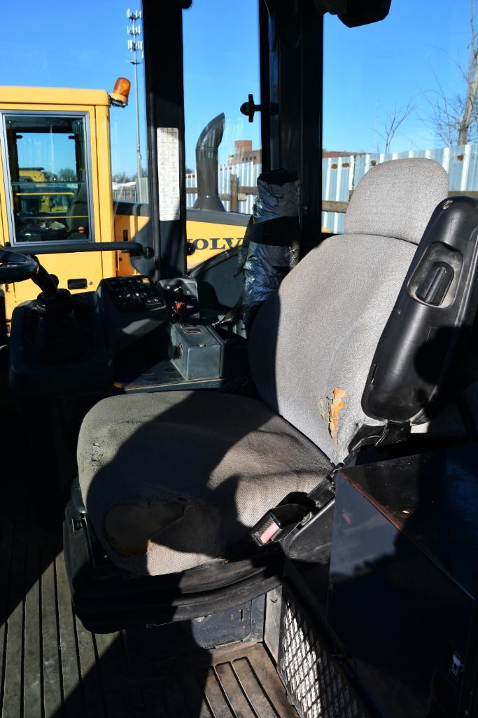 2004 John Deere 544J wheel loader