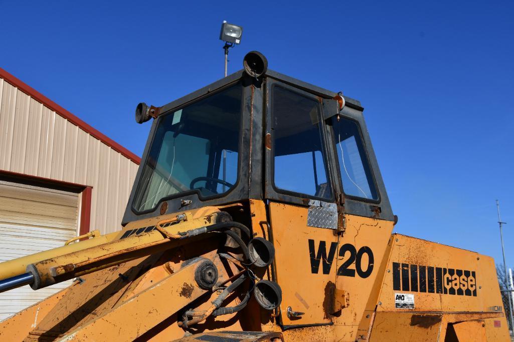 Case W20 wheel loader