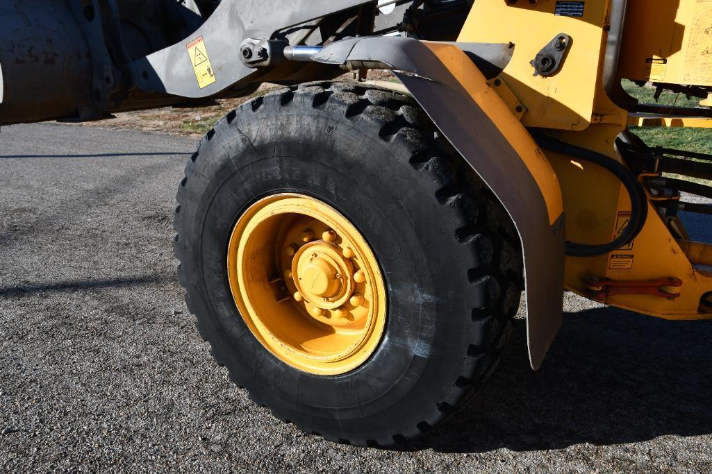 2005 Volvo L60E wheel loader