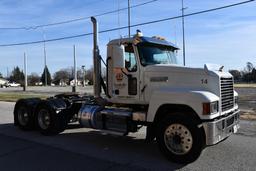 2021 Mack P164T day cab semi