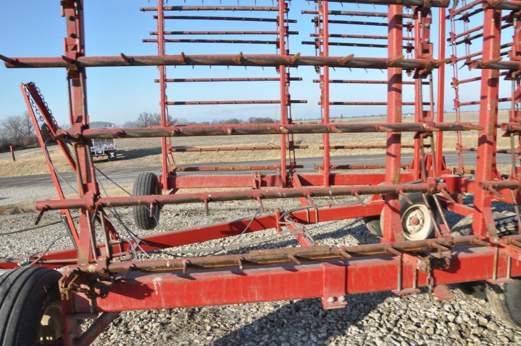 McFarlane 12-bar 36' spike tooth harrow