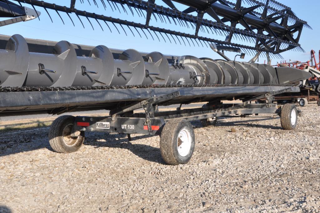 AGCO 8200 Flex 30' platform