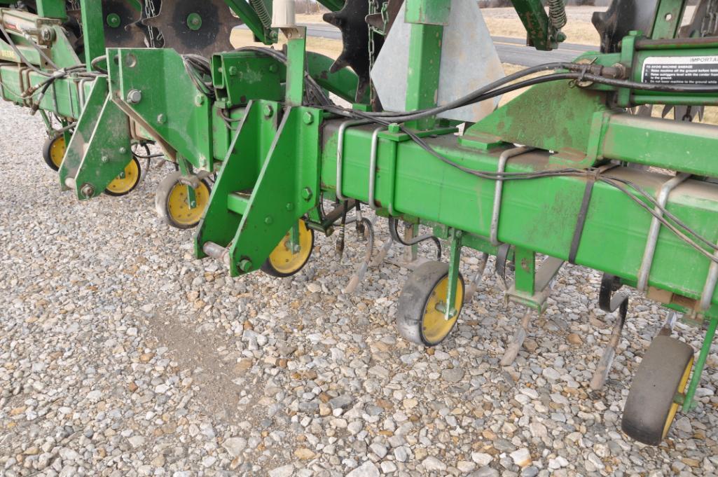 John Deere 845 3-pt. cultivator