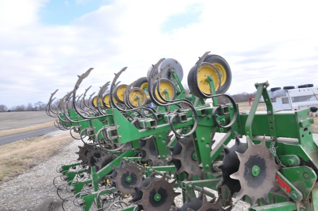 John Deere 845 3-pt. cultivator