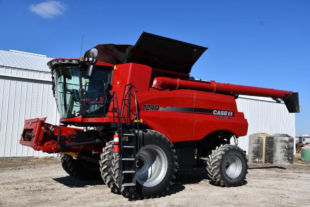 2018 Case-IH 7240 4wd combine