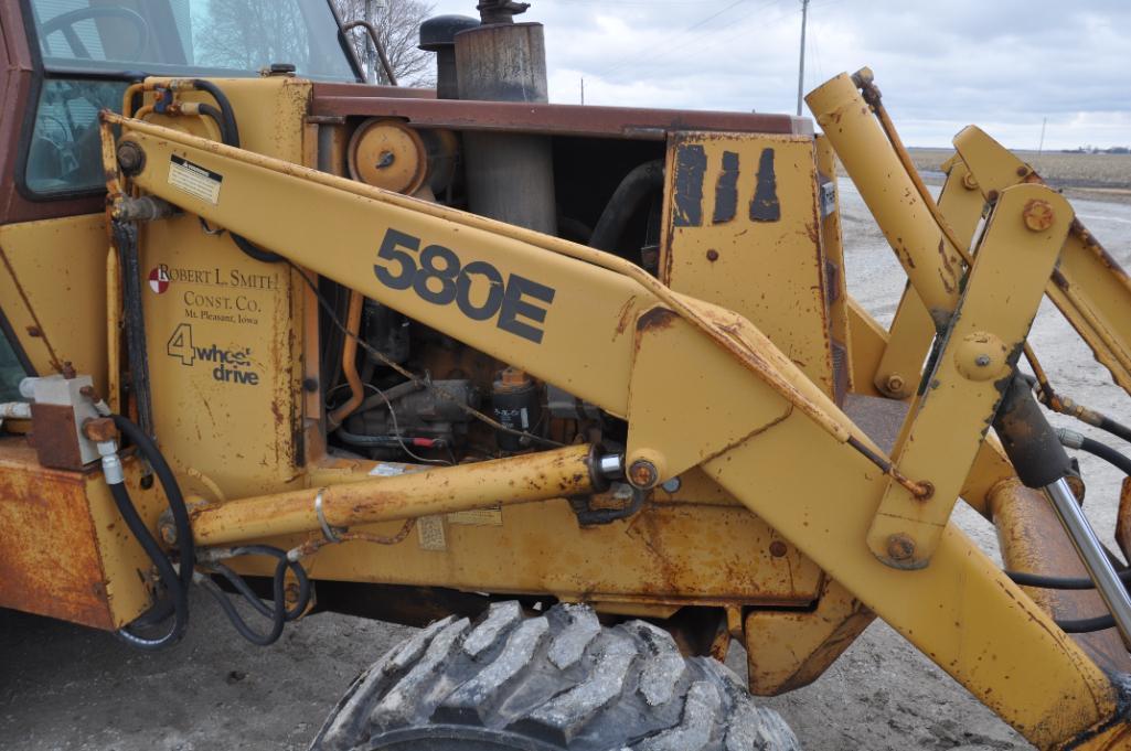 Case 580E 4wd backhoe