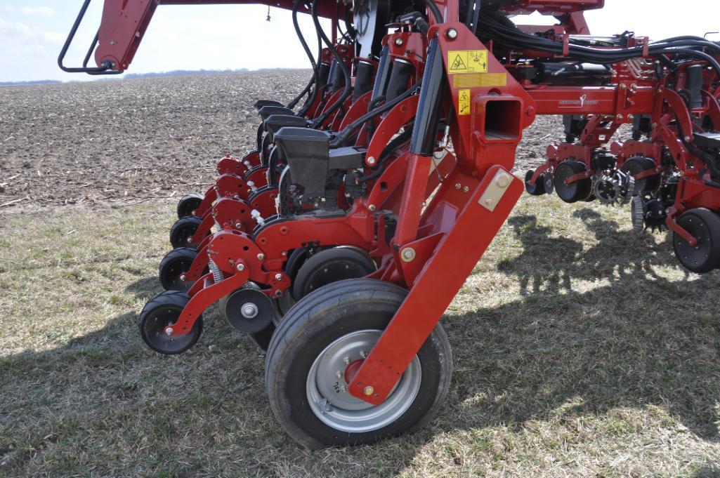 2022 Case-IH 2150 12 row 30" planter